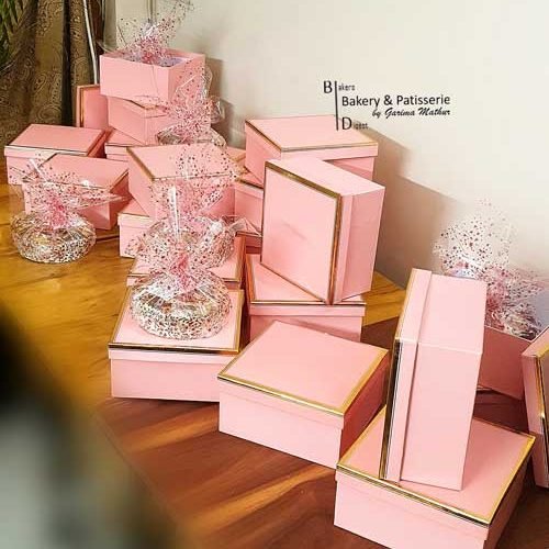 Glamorous Gift Hampers in Gurgaon